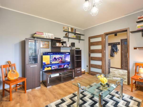 Apartament Folkowy Wujek Pod Gromadzyniem Ustrzyki Dolne Esterno foto